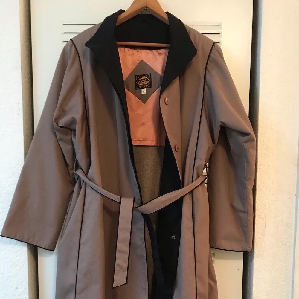 FOXLAND BY LANSON Ladies Vintage Trench Coat Size 14
